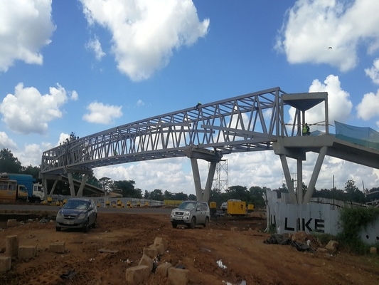 ASTM A709 Steel Pedestrian Bridge Solutions Painting Or Hot Dip Galvanized