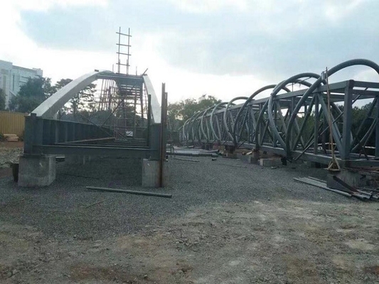 ASTM A709 Steel Pedestrian Bridge Solutions Painting Or Hot Dip Galvanized
