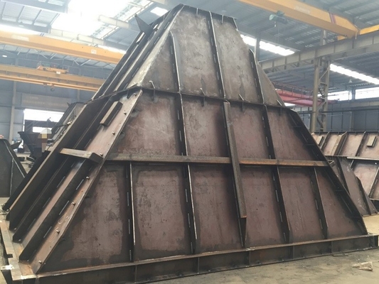 Q235B Q355B ASTM A36 Steel Structure Fabrication Hopper For Cement