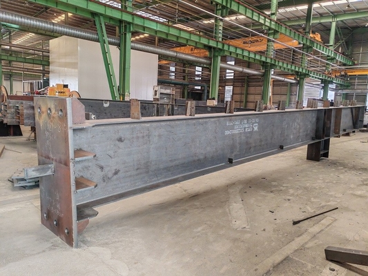 Weather Resistance Steel Warehouse Fabrication Customized ASTM A36 Material