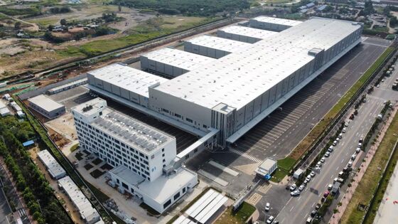 Green & Fast: U.S.-Standard Steel-Frame Industrial Facility